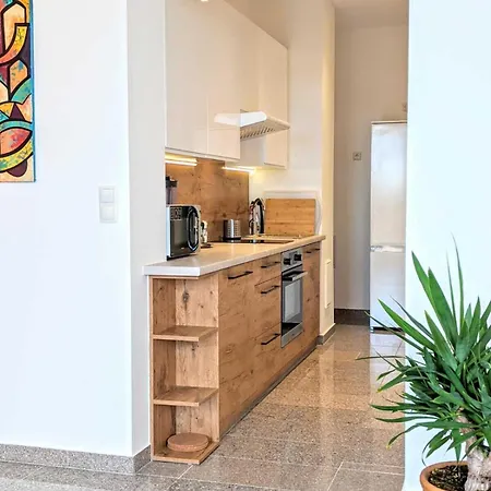 Clearvuehome Slavin 아파트