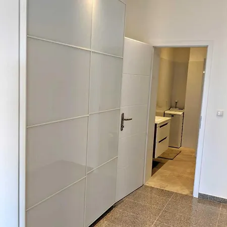 アパート Clearvuehome Slavin ブラチスラヴァ